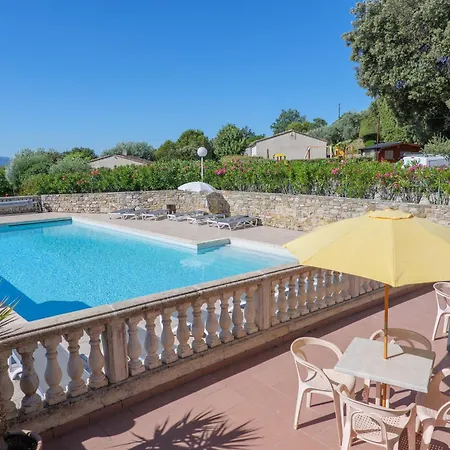 L'amandier - La Fontinelle * Bessas